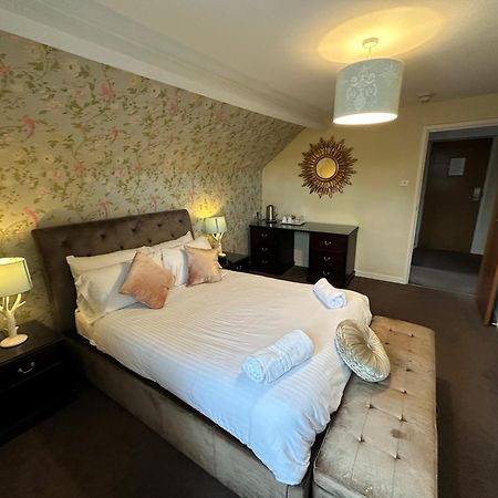 Pine Lodge Hotel & Restaurant Mansfield Bagian luar foto