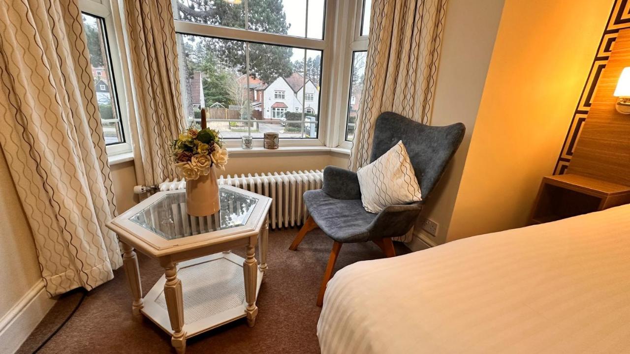 Pine Lodge Hotel & Restaurant Mansfield Bagian luar foto