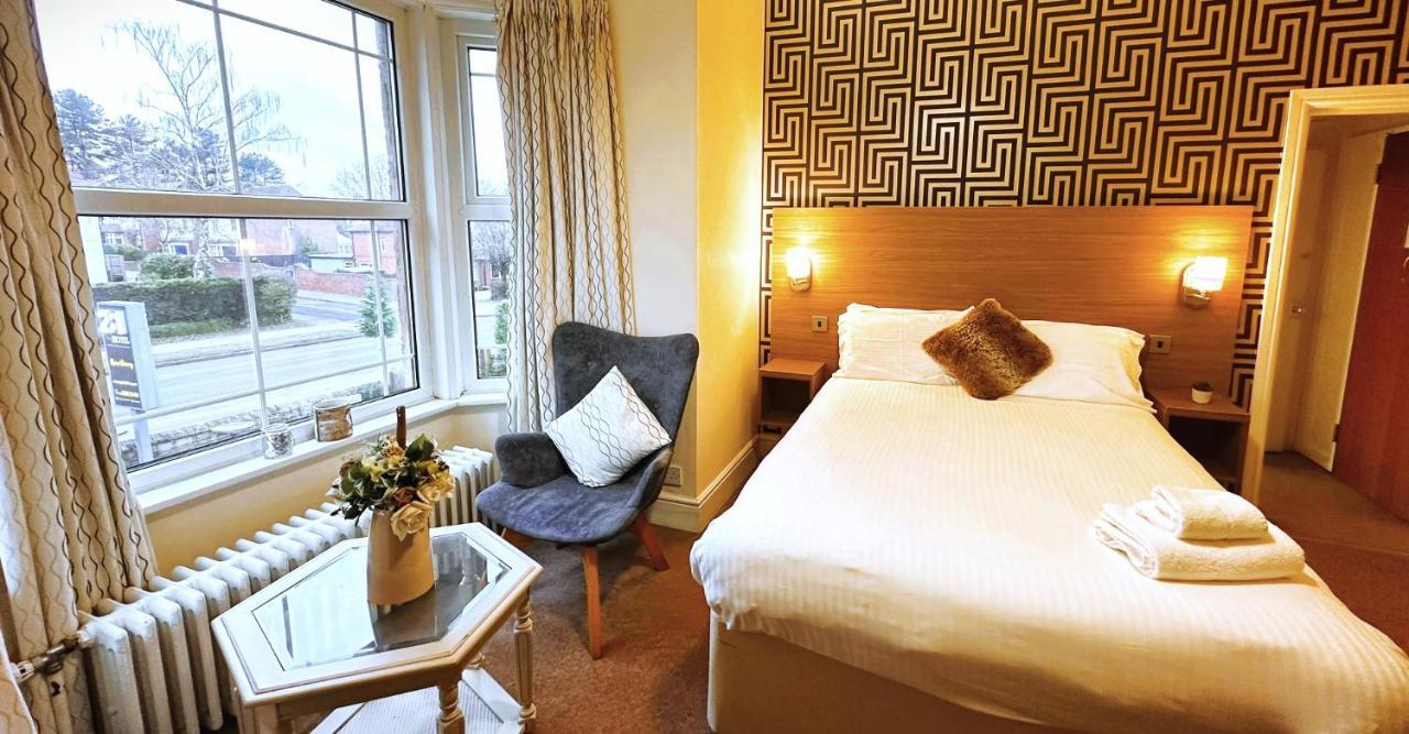 Pine Lodge Hotel & Restaurant Mansfield Bagian luar foto