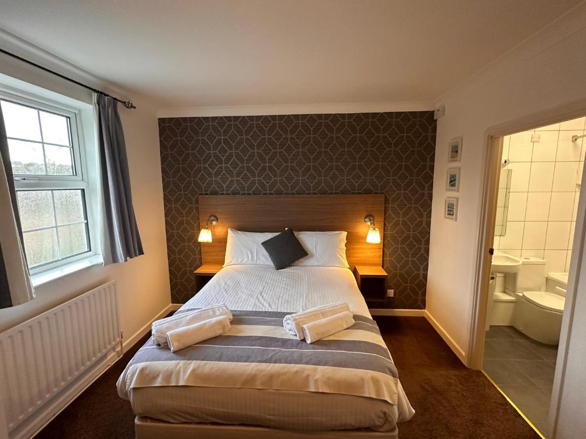 Pine Lodge Hotel & Restaurant Mansfield Bagian luar foto